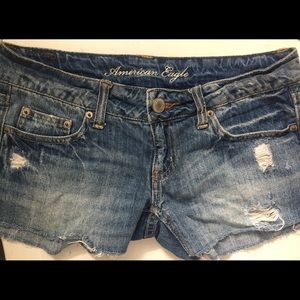 American eagle ripped denim shorts